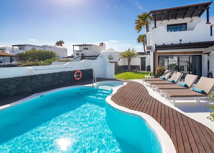 Willa Kamezi Boutique *