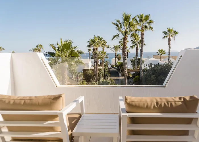 Willa Kamezi Boutique