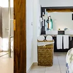 Kamezi Boutique * Плайя-Бланка