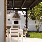 Kamezi Boutique Плайя-Бланка