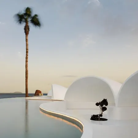 Villa Kamezi Boutique *