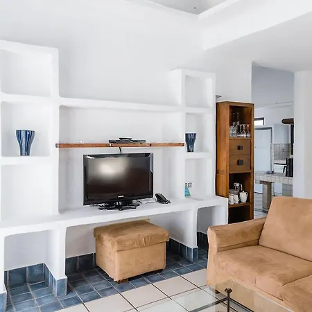 Villa Kamezi Boutique *