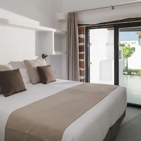 Villa Kamezi Boutique *