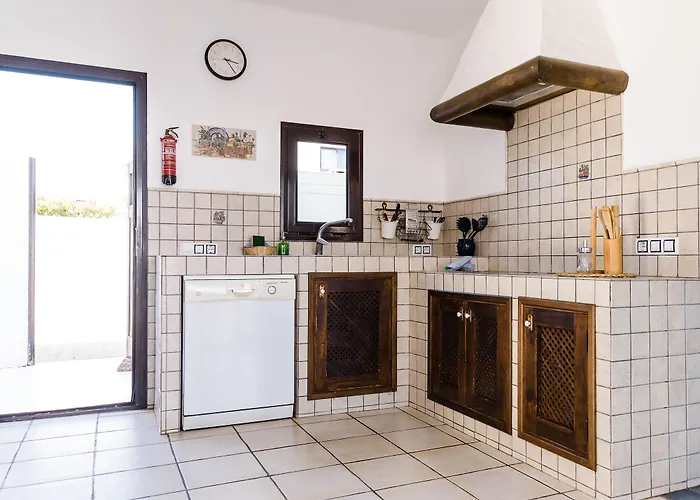 Kamezi Boutique Villa