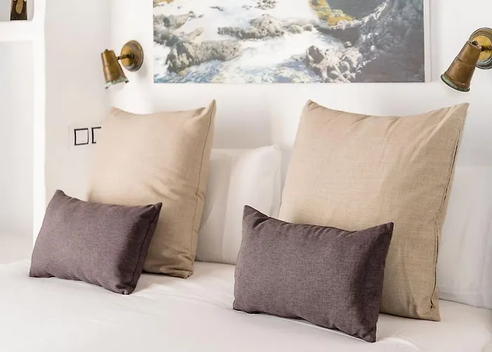 Kamezi Boutique Villa *